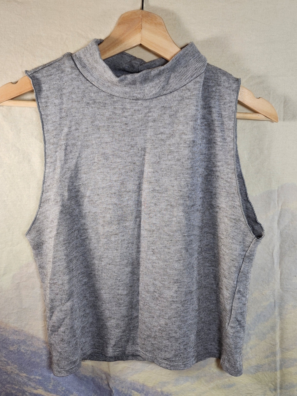Zara Gray Sleeveless Mock Neck Rib Tank Large